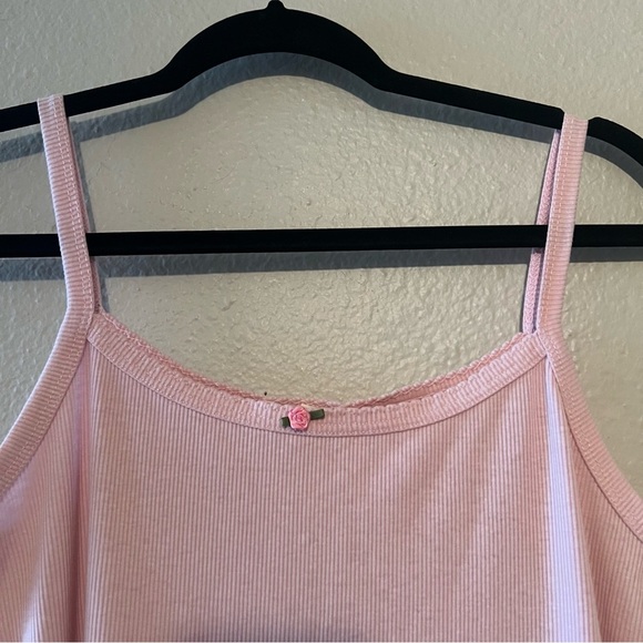 Heart & Hips Pink Tank Top size Large - Picture 2 of 5
